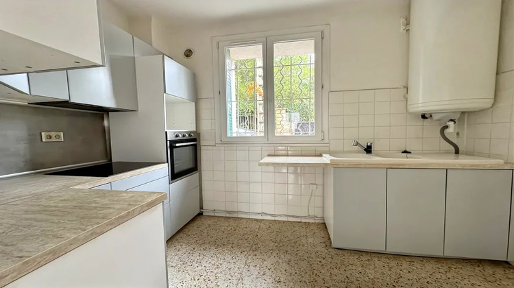 Ma-Cabane - Vente Appartement SORGUES, 57 m²