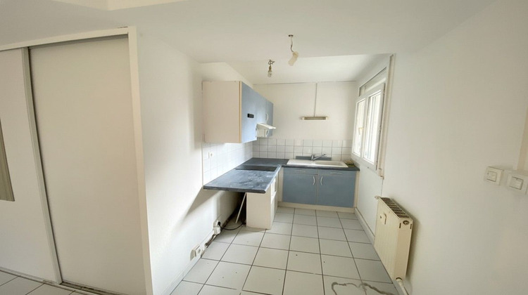 Ma-Cabane - Vente Appartement SORGUES, 30 m²