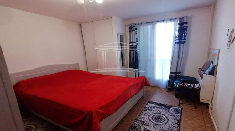 Ma-Cabane - Vente Appartement SORGUES, 72 m²