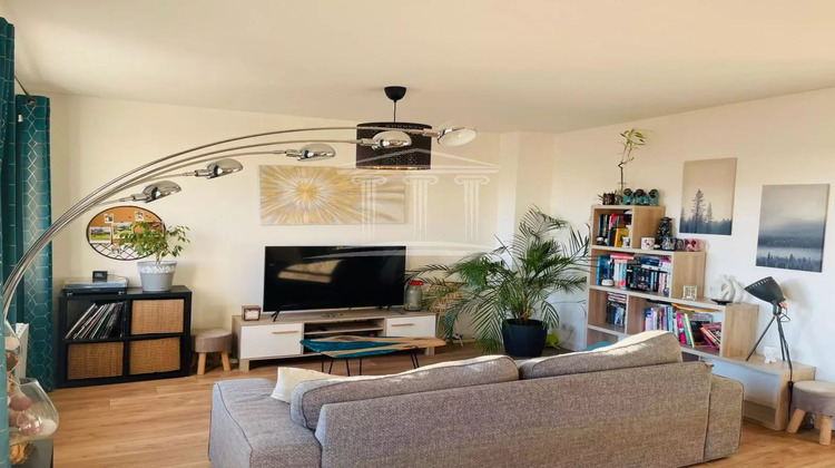 Ma-Cabane - Vente Appartement SORGUES, 66 m²