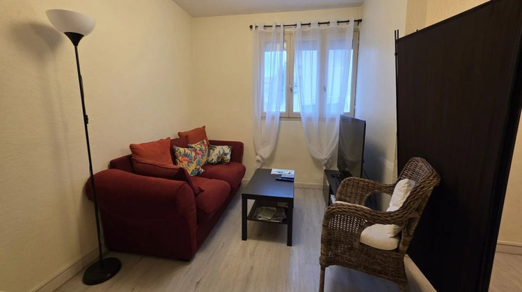 Ma-Cabane - Vente Appartement SORGUES, 45 m²