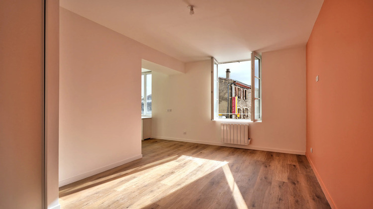 Ma-Cabane - Vente Appartement SOUCIEU EN JARREST, 42 m²