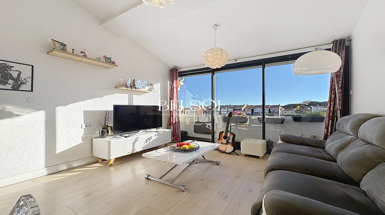 Ma-Cabane - Vente Appartement St Cyprien, 40 m²