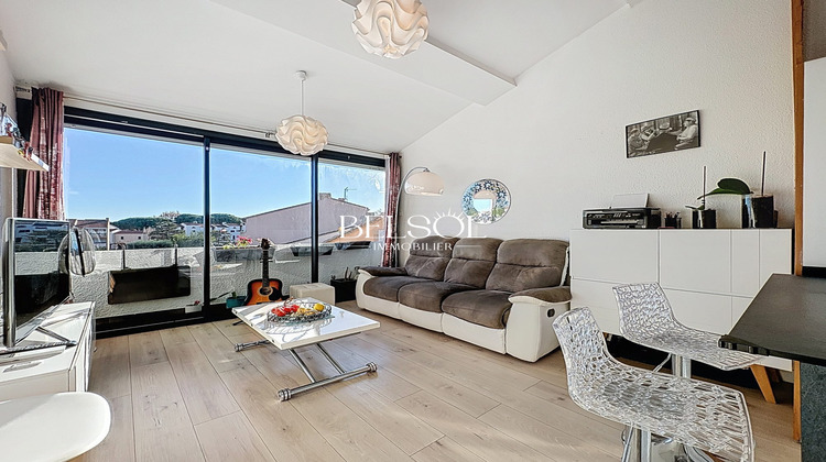 Ma-Cabane - Vente Appartement St Cyprien, 40 m²