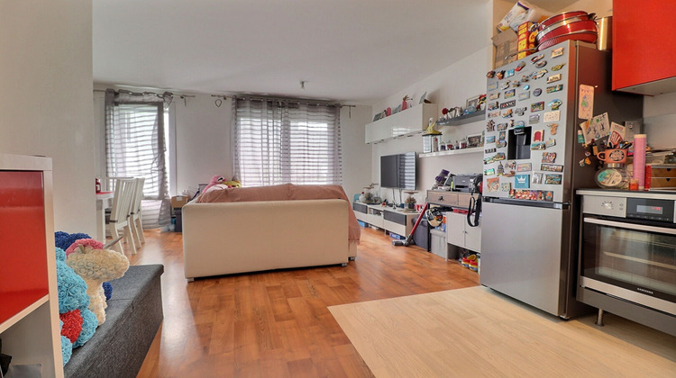 Ma-Cabane - Vente Appartement STAINS, 55 m²