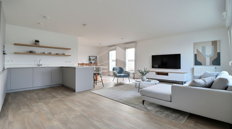 Ma-Cabane - Vente Appartement STAINS, 75 m²