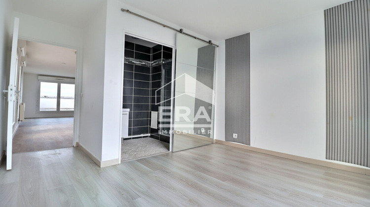 Ma-Cabane - Vente Appartement STAINS, 75 m²