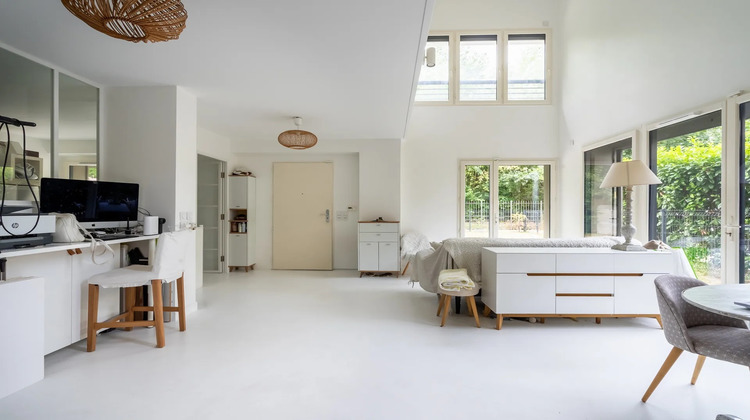 Ma-Cabane - Vente Appartement STAINS, 87 m²