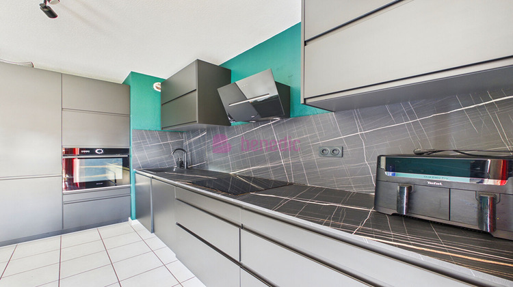 Ma-Cabane - Vente Appartement STIRING-WENDEL, 65 m²