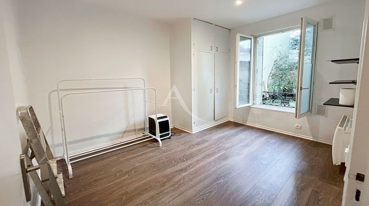 Ma-Cabane - Vente Appartement SURESNES, 28 m²