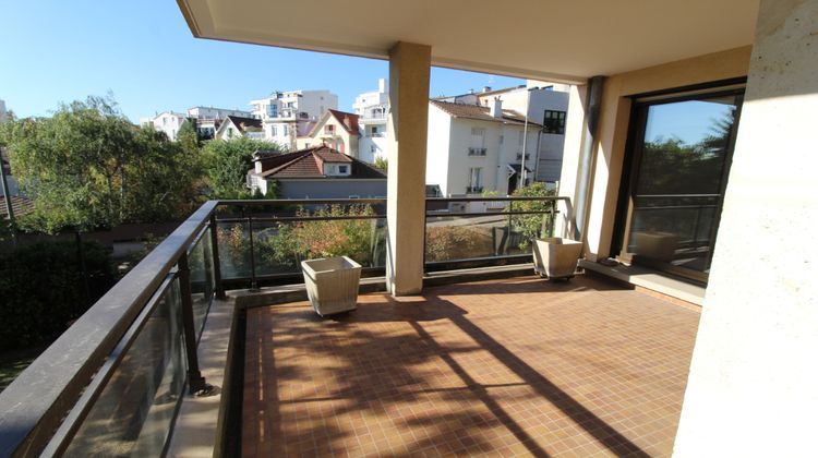 Ma-Cabane - Vente Appartement SURESNES, 93 m²