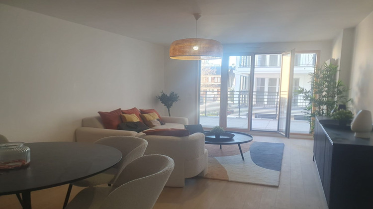 Ma-Cabane - Vente Appartement SURESNES, 73 m²