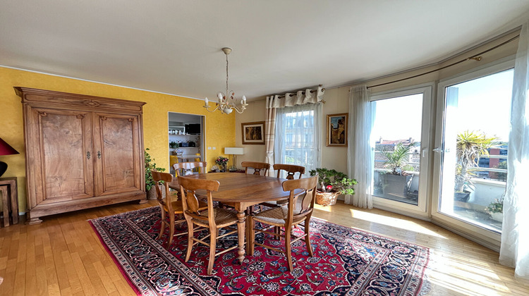 Ma-Cabane - Vente Appartement SURESNES, 121 m²