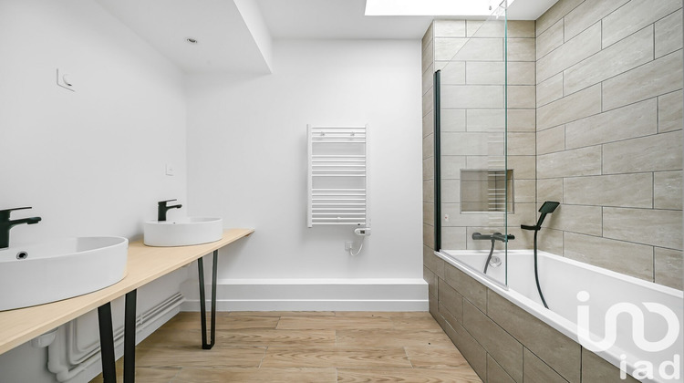 Ma-Cabane - Vente Appartement Suresnes, 122 m²