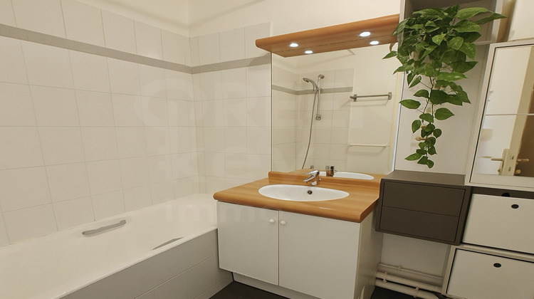 Ma-Cabane - Vente Appartement Suresnes, 72 m²