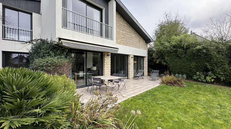 Ma-Cabane - Vente Appartement Suresnes, 216 m²