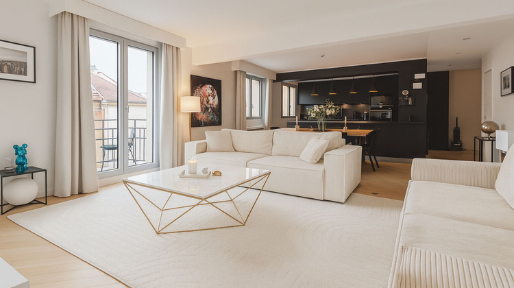 Ma-Cabane - Vente Appartement SURESNES, 93 m²