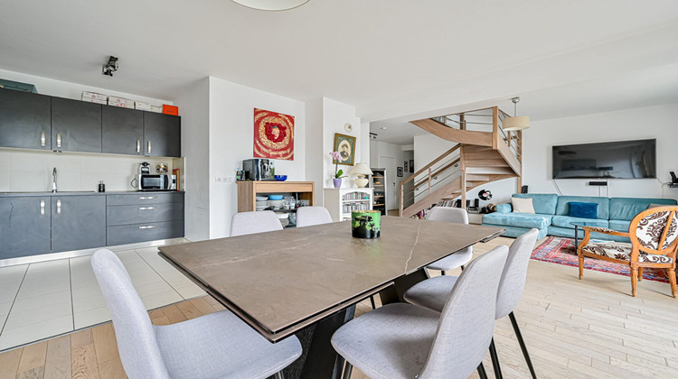 Ma-Cabane - Vente Appartement SURESNES, 155 m²