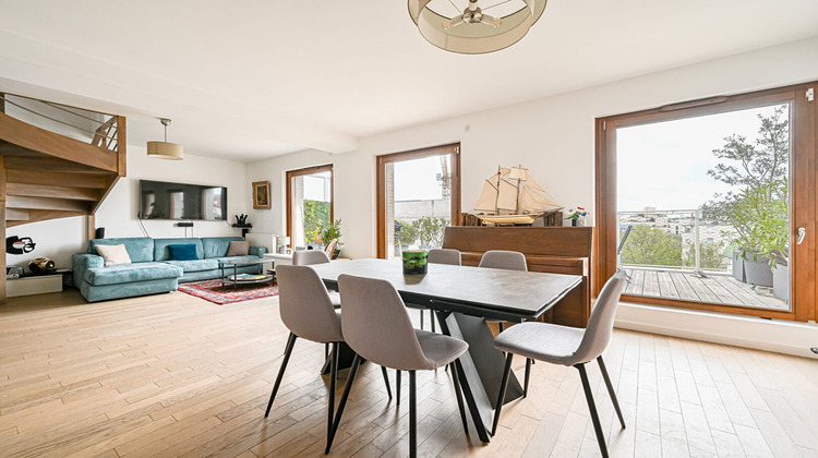 Ma-Cabane - Vente Appartement SURESNES, 155 m²