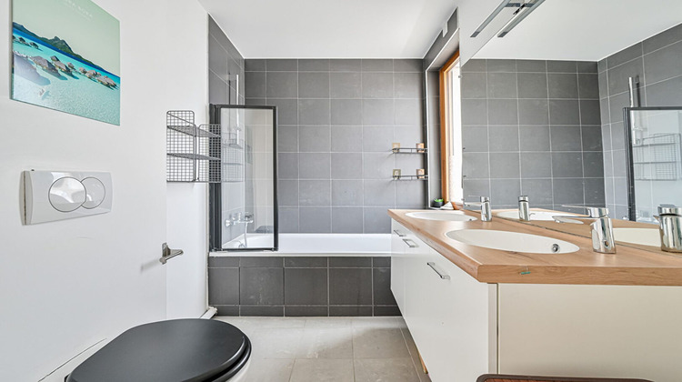 Ma-Cabane - Vente Appartement SURESNES, 155 m²