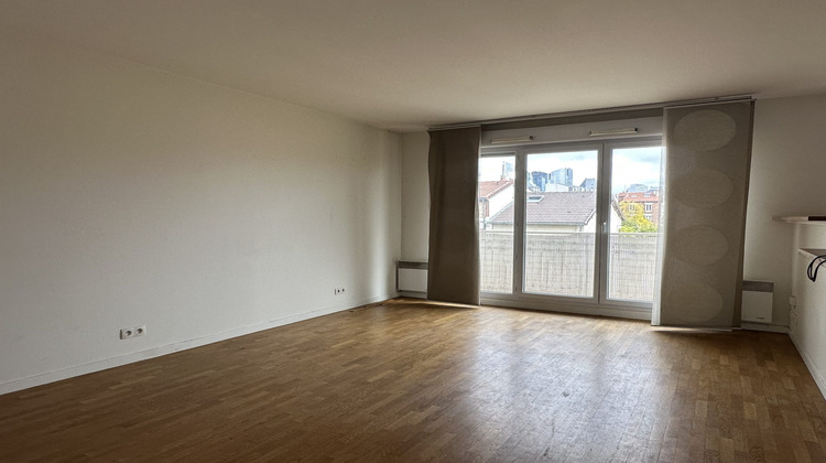 Ma-Cabane - Vente Appartement Suresnes, 66 m²
