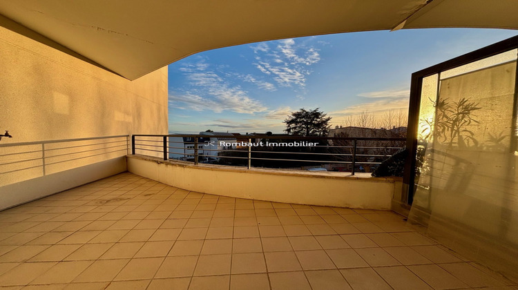 Ma-Cabane - Vente Appartement Suresnes, 74 m²