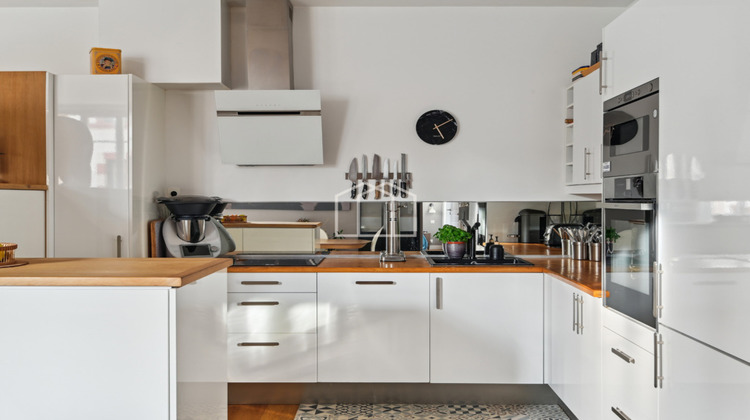 Ma-Cabane - Vente Appartement SURESNES, 119 m²