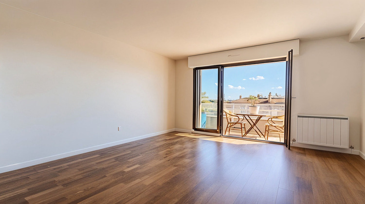 Ma-Cabane - Vente Appartement SURESNES, 88 m²