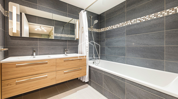 Ma-Cabane - Vente Appartement SURESNES, 86 m²