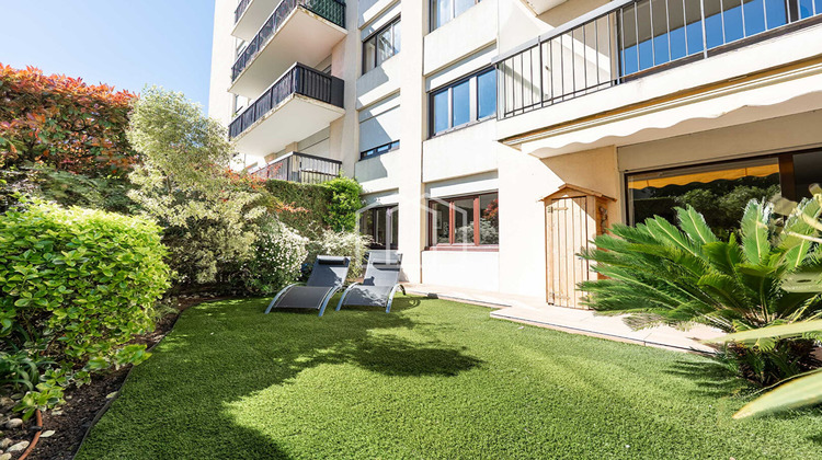 Ma-Cabane - Vente Appartement SURESNES, 108 m²