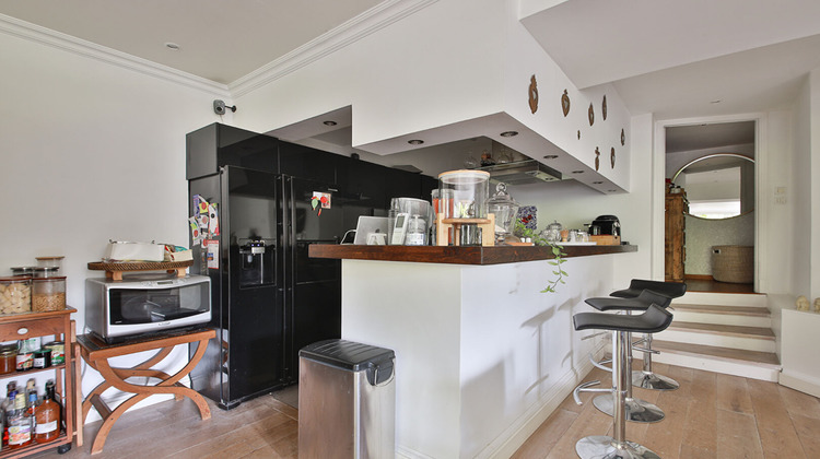 Ma-Cabane - Vente Appartement SURESNES, 169 m²