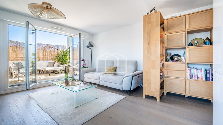 Ma-Cabane - Vente Appartement SURESNES, 65 m²