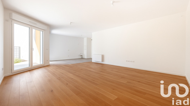 Ma-Cabane - Vente Appartement Suresnes, 67 m²