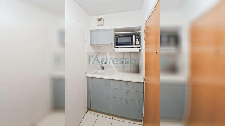 Ma-Cabane - Vente Appartement SURESNES, 27 m²