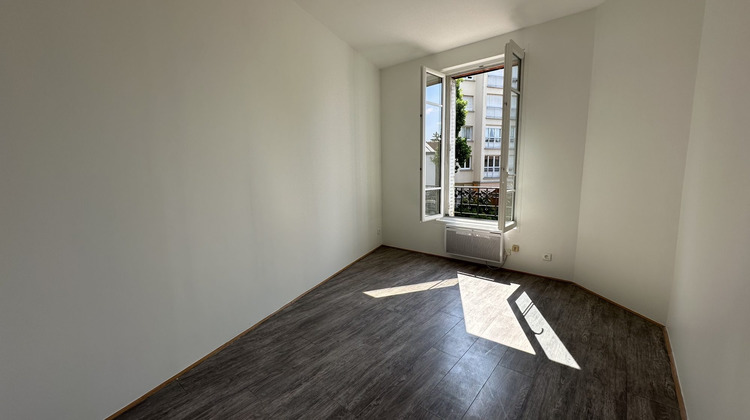 Ma-Cabane - Vente Appartement Suresnes, 30 m²