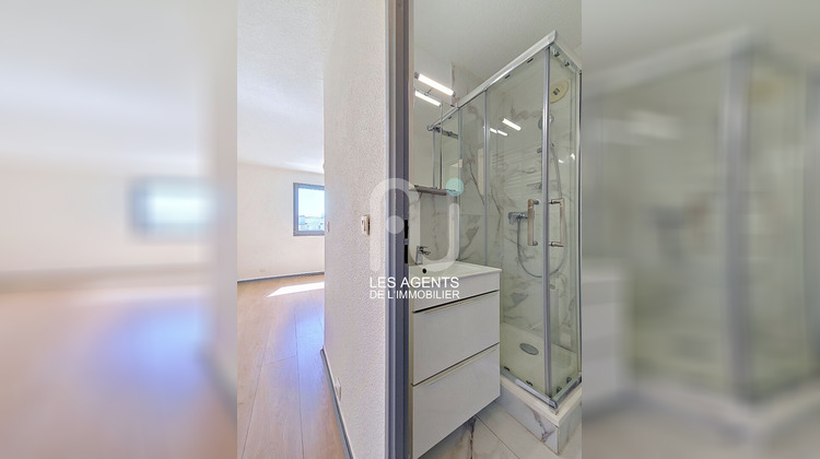 Ma-Cabane - Vente Appartement SURESNES, 17 m²