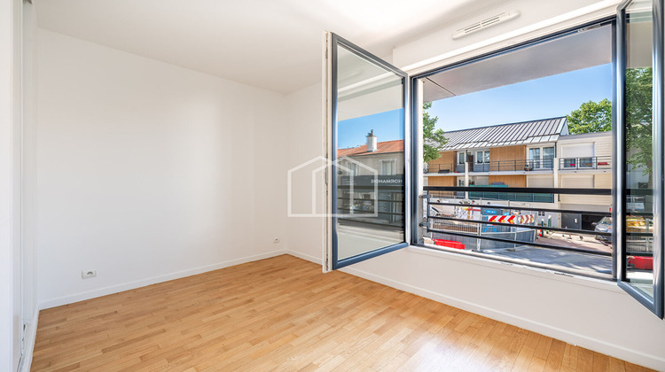 Ma-Cabane - Vente Appartement SURESNES, 62 m²