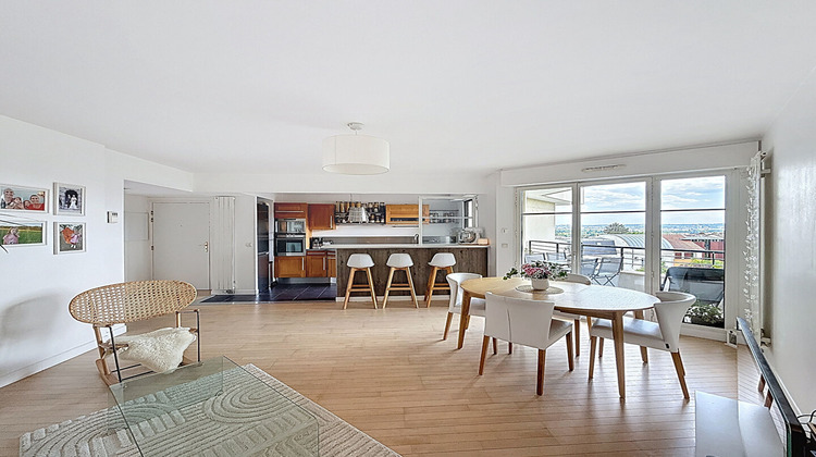 Ma-Cabane - Vente Appartement SURESNES, 74 m²