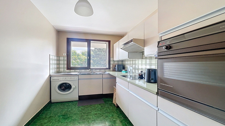 Ma-Cabane - Vente Appartement SURESNES, 77 m²