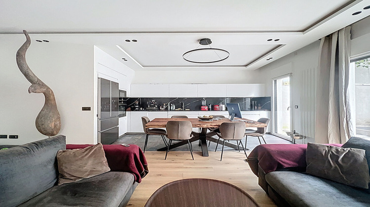 Ma-Cabane - Vente Appartement SURESNES, 93 m²
