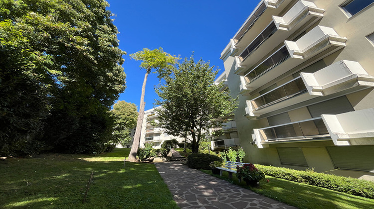 Ma-Cabane - Vente Appartement SURESNES, 77 m²