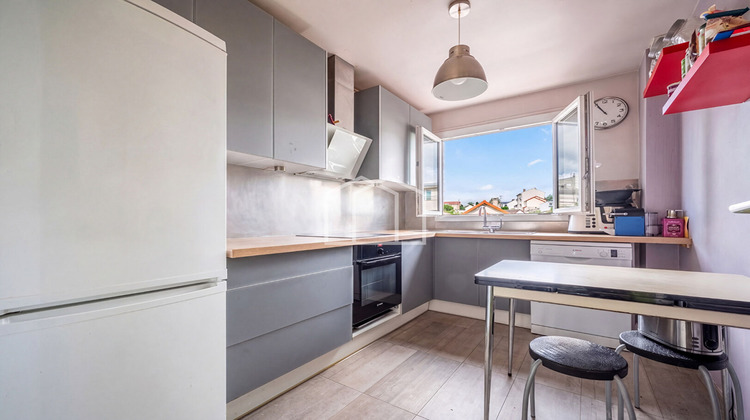 Ma-Cabane - Vente Appartement SURESNES, 106 m²