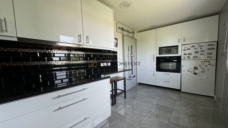 Ma-Cabane - Vente Appartement Survilliers, 70 m²