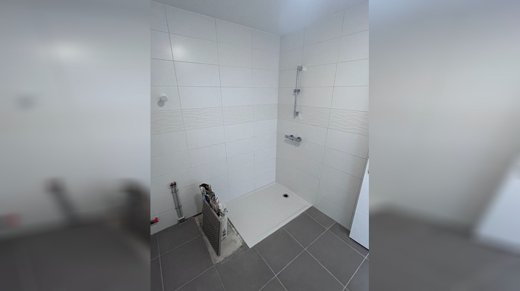 Ma-Cabane - Vente Appartement SUZE-LA-ROUSSE, 53 m²