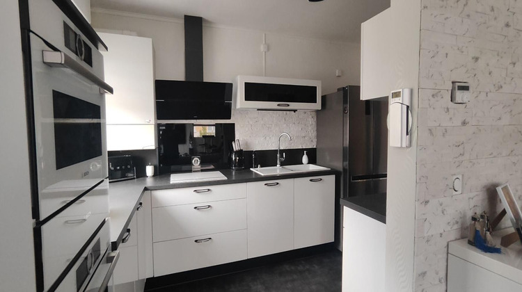 Ma-Cabane - Vente Appartement TAILLECOURT, 144 m²