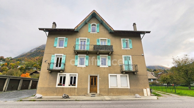 Ma-Cabane - Vente Appartement TANINGES, 55 m²