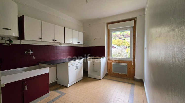 Ma-Cabane - Vente Appartement TANINGES, 55 m²