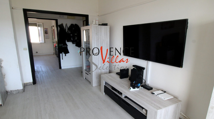 Ma-Cabane - Vente Appartement Tarascon, 65 m²