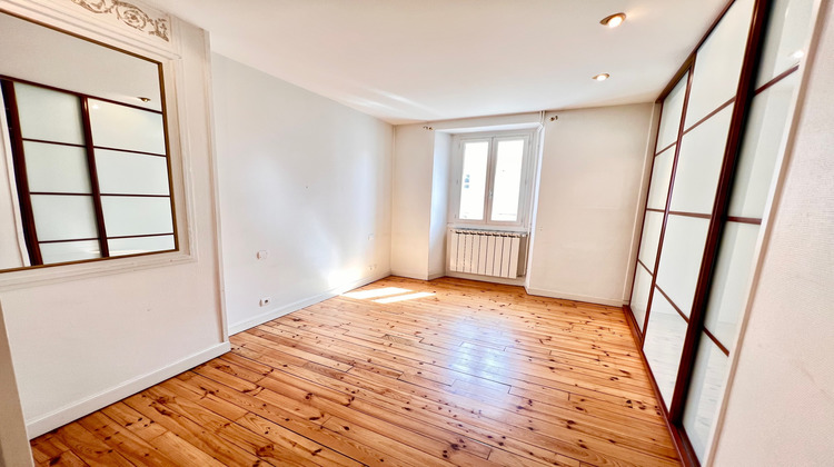 Ma-Cabane - Vente Appartement Tarbes, 193 m²