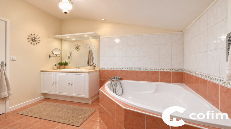 Ma-Cabane - Vente Appartement Tarbes, 105 m²